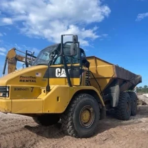 2014 CATERPILLAR 730