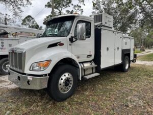 2025 PETERBILT 537